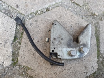 ACTROS MP3 MP2 LEWY ZAMEK ZATRZASK ZAPIĘCIE BLOKADY KABINY 9303100083