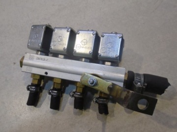 РЕЙКА ВПРЫСКА СУГ BMW E36 1.6 67R010973