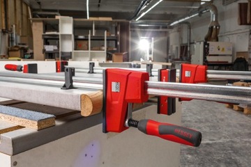 Струбцина столярная Bessey KRE 1500/95