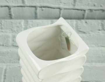 Керамическая ваза «Белая волна» от DEcodomi