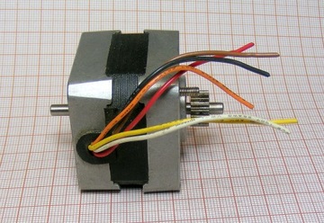 Silnik krokowy 17PS-C00-07 ASTROSYN MINEBEA [M1-FL