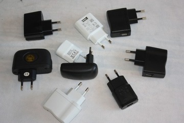 СЕТЕВОЕ ЗАРЯДНОЕ УСТРОЙСТВО USB ИСТОЧНИК ПИТАНИЯ 5В 0,5А 0,7А микс