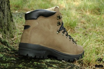 Прочные кожаные походные ботинки Hanzel Brenta.