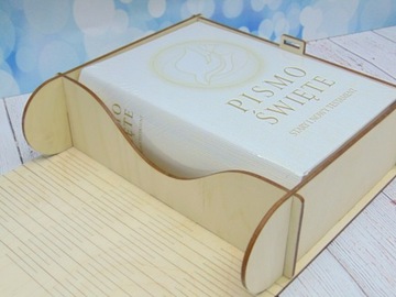 Библия Святая Библия ГРАВИРОВКА Коробка Крещение