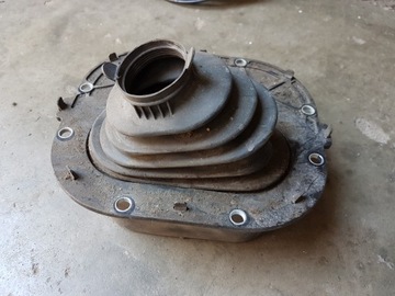 КРЫШКА РУЛЕВОЙ ТЯГИ ACTROS MP4