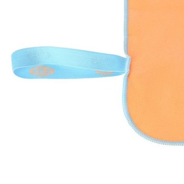 ОЧЕНЬ ЛЕГКОЕ БЫСТРОСУХОЕ ЗЕЛЕНОЕ ПОЛОТЕНЦЕ ИЗ МИКРОФИБРЫ 140x70 см НИЛЬС