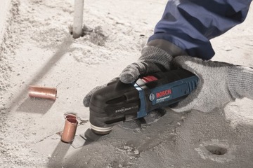 МНОГОФУНКЦИОНАЛЬНЫЙ ИНСТРУМЕНТ GOP 30-28 BOSCH