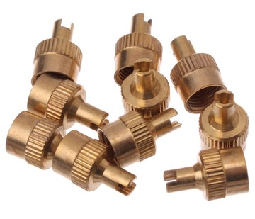 KAPTUREK NAKRĘTKA WENTYLA Z KLUCZEM WSK ROMET JAWA