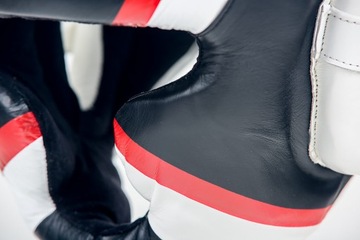 ТРЕНИРОВОЧНЫЙ ШЛЕМ ДЛЯ БОКС-СПАРРИНГА, КОЖАНЫЙ размер. XL