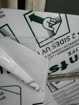 Цельный поликарбонат 3 мм, оргстекло 100х50 см, крышка 0,5 м2