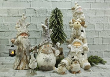 Декоративная фигурка ребенка на санках H20