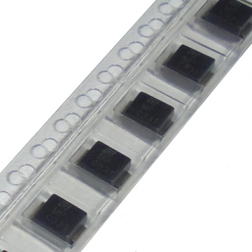 Dioda TVS Transil 2-kier. 27V 600W SM6T27CA STM x5