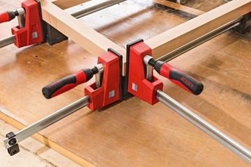 Струбцина столярная Bessey KRE 2000/95