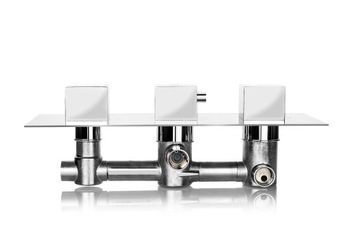 ДУШЕВОЙ НАБОР СКРЫТОГО ПОЛОЖЕНИЯ Z1 С ТЕРМОСТАТОМ