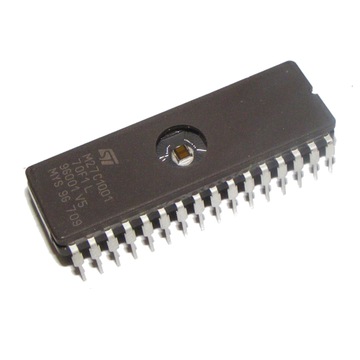 Pamięć EPROM UV M27C1024-12F7 1Mbit CerDIP-40 STM