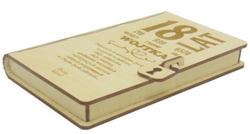 Подарок на 18-летие, копилка с гравировкой.