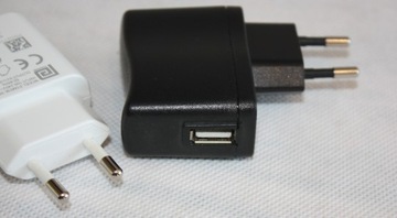 СЕТЕВОЕ ЗАРЯДНОЕ УСТРОЙСТВО USB ИСТОЧНИК ПИТАНИЯ 5В 0,5А 0,7А микс