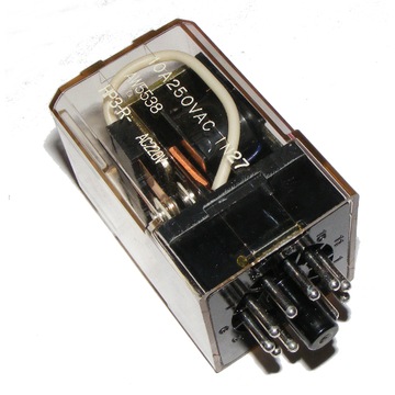 Przekaźnik HP3-R-AC220V 10A 250VAC NATIONAL