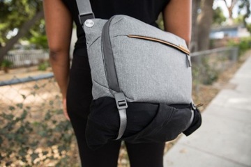 Сумка Peak Design Everyday Sling 6L v2 для фотоаппарата и аксессуаров Серая