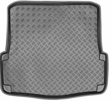 Коврики резиновые + коврик в багажник на Skoda Octavia II Kombi