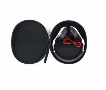 КЕЙС УНИВЕРСАЛЬНЫЙ ДЛЯ НАУШНИКОВ 190x180x90
