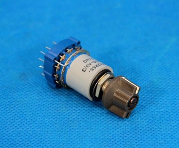 ПОВОРОТНЫЙ ПЕРЕКЛЮЧАТЕЛЬ ВОЕННОГО SIEMENS 7 ПОЛОЖЕНИЙ