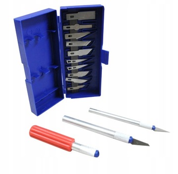 Набор скальпелей из 13 предметов. MF015008 Мастиф