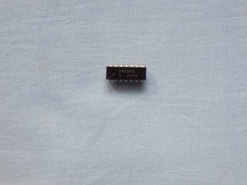 UKŁAD SCALONY 7420 PC