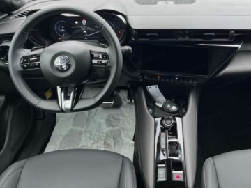 Alfa Romeo Junior SUV 1.2 Hybrid 145KM 2026 ALFA ROMEO Junior Ibrida Ti Suv 1.2 (145KM) 2026, zdjęcie 5