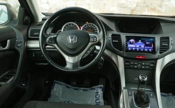 Honda Accord VIII Kombi 2.0 VTEC 156KM 2011 Honda Accord -Nawigacja,Podgrzewane fotele, zdjęcie 20