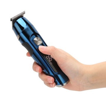 Многофункциональная электрическая машинка для стрижки волос.