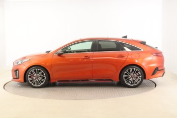 Kia Proceed Shooting Brake 1.6 T-GDI 204KM 2019 Kia ProCeed GT 1.6 T-GDI, Serwis ASO, Automat, zdjęcie 2