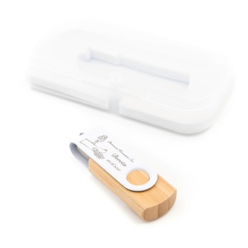 PENDRIVE KOMUNIA ŚWIĘTA 64 GB + BOX + GRAWER pendrive DREWNIANY na Komunię