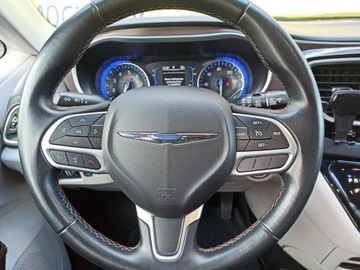 Chrysler Pacifica II 2017 Chrysler Pacifica dla niepełnosprawnych, winda, zdjęcie 15