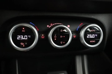 Alfa Romeo Giulietta Nuova II Hatchback 5d Facelifting 2016 2.0 JTDM-2 16v 175KM 2018 Alfa Romeo Giulietta 2.0 JTDM, Salon Polska, zdjęcie 15