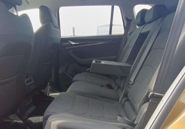 Skoda Kodiaq I SUV Facelifting 1.5 TSI 150KM 2024 Skoda Kodiaq 1.5 150KM MHEV Selection Salon PL 1 wlasciciel ASO Gwarancja, zdjęcie 16