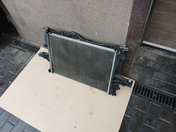 CHLADIČ + VENTILÁTOR ORIGINÁLNÍ VOLVO V70 II 2.4 B