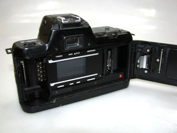 КАМЕРА NIKON F 401AF — корпус