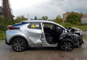 Toyota C-HR II SUV 1.8 Hybrid 140KM 2024 Toyota C-HR Okazja 1.8 Hybryda 140KM, zdjęcie 13