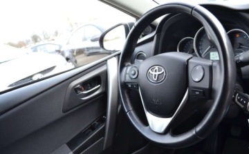 Toyota Auris II Touring Sports 1.3 Dual VVT-i 100 99KM 2014 Toyota Auris 1.3 - Niski przebieg - kamera cofania - climatronic - Oplacony, zdjęcie 34