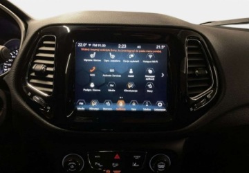 Jeep Compass II SUV 1.3 TMair 150KM 2020 Jeep Compass Limited 1.3T 150KM automat 202021 r., Salon PL, komplet opon, zdjęcie 23