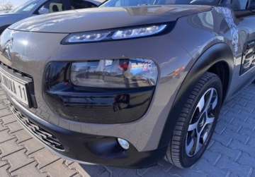 Citroen C4 Cactus Crossover Facelifting 1.2 PureTech 110KM 2018 Citroen C4 Cactus bezwypadekserwispanoramajak nowe 1.2 Benzyna 110KM, zdjęcie 1