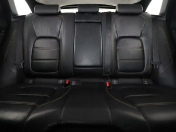 Jaguar F-Pace SUV 2.0 i4D 180KM 2018 Jaguar F-PACE 20d Automat AWD Prestige Navi, zdjęcie 17