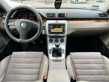 Volkswagen Passat B6 Variant 1.8 TSI 160KM 2008 Volkswagen Passat Variant 1.8 TSI 160KM Highline, zdjęcie 24