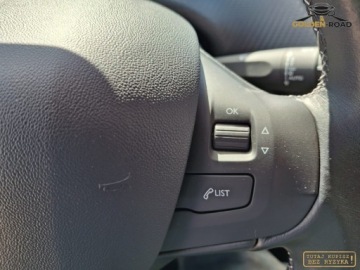 Peugeot 2008 I SUV Facelifting 1.2 PureTech 110KM 2016 Peugeot 2008 1,2 110KM klimatronik apnorama alu navi elektryka oplacony, zdjęcie 16