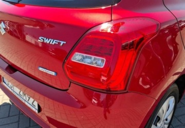 Suzuki Swift VI Hatchback Facelifting 1.2 DualJet SHVS 83KM 2020 Suzuki Swift 1.2 Dualjet SHVS Premium 1.2 Benzyna 83KM, zdjęcie 16