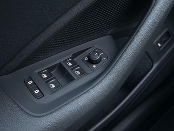 Skoda Superb III Liftback Facelifting 2.0 TDI SCR 150KM 2024 Skoda Superb 2.0TDI 150KM Selection DSG l LED Matr, zdjęcie 16