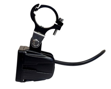 Комплект из двух галогенных светодиодных ламп CREE мощностью 10 Вт с держателями.