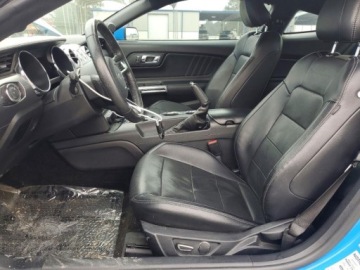 Ford Mustang VI Convertible 5.0 Ti-VCT 421KM 2017 Ford Mustang 2017 FORD MUSTANG GT 5.0 Benzyna 421KM, zdjęcie 7