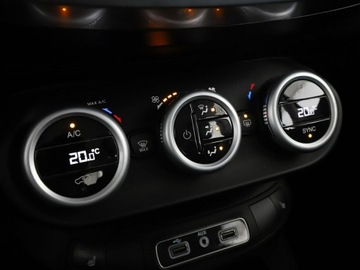 Fiat 500X Crossover 1.6 E-Torq 110KM 2018 Fiat 500x klima auto czujniki parkowania grzane, zdjęcie 24
